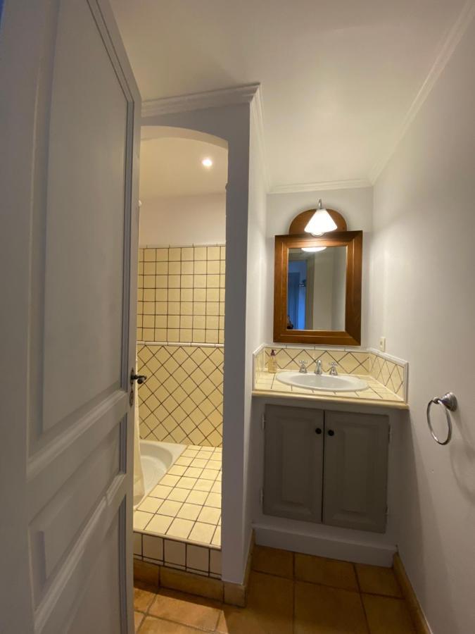 Les Restanques, Bastides Vue Golfe Saint Tropez Apartment Гримо Екстериор снимка