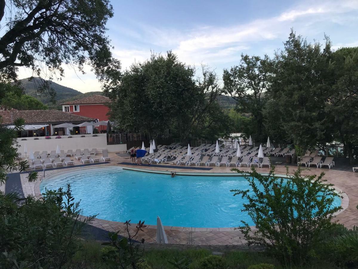 Les Restanques, Bastides Vue Golfe Saint Tropez Apartment Гримо Екстериор снимка